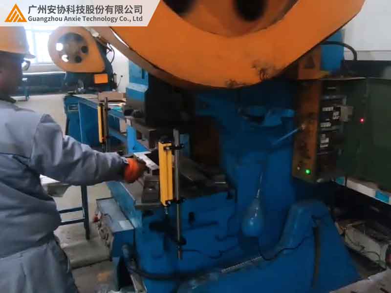 安全光栅能承受的最大光照强度