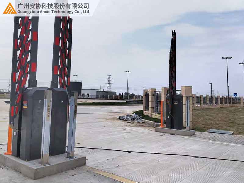 安全光栅控制道闸车辆感应案例.jpg